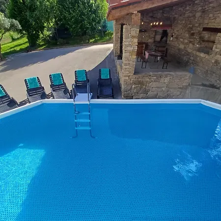 Crnci, Buzet, Istra Apartament *