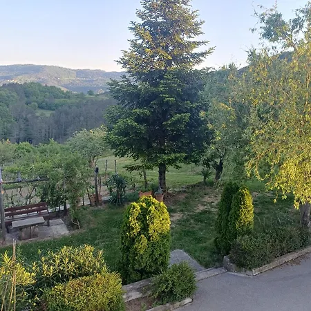 Crnci, Buzet, Istra Apartmán Strped