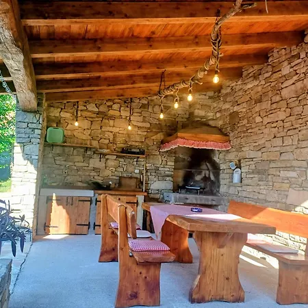 Crnci, Buzet, Istra